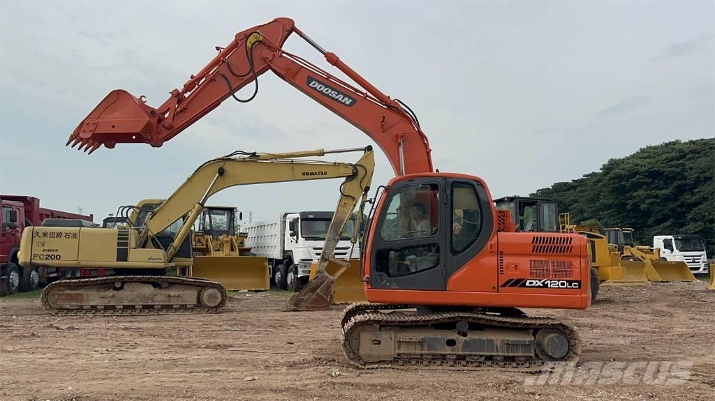 Doosan DX 120 Εκσκαφείς με ερπύστριες