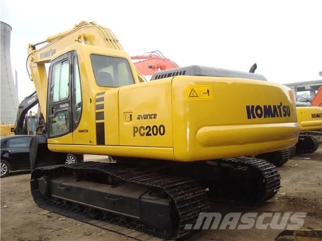 Komatsu PC 200 Εκσκαφείς με ερπύστριες