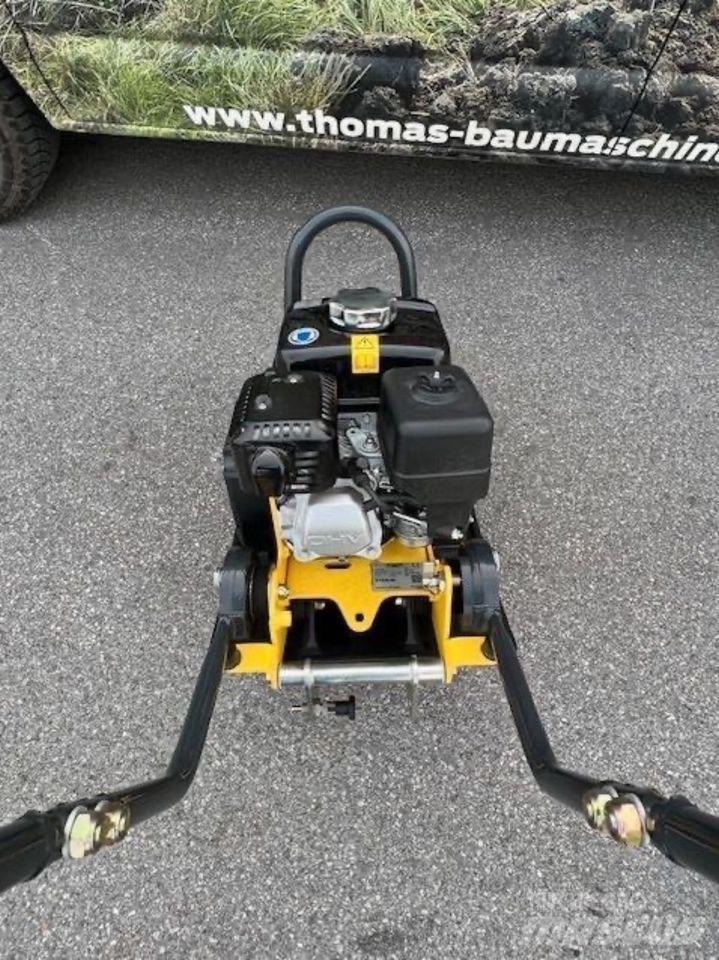Bomag BVP 18/45 Επίπεδοι κόπανοι