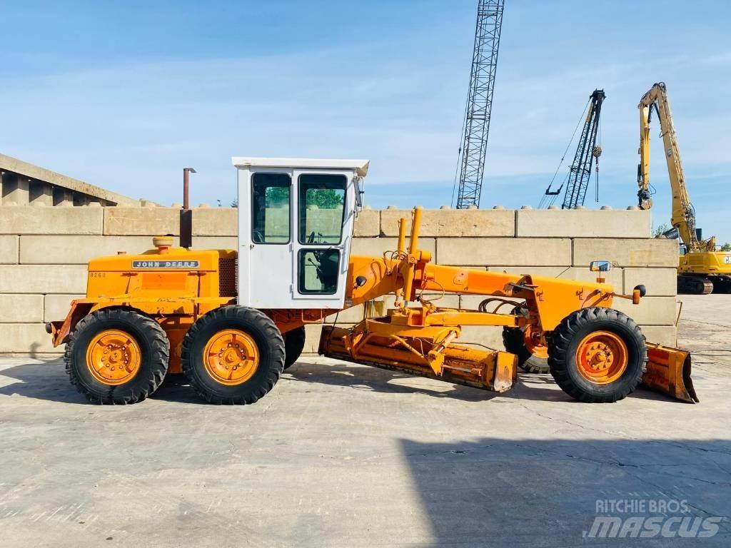 John Deere 570 A Γκρέιντερς