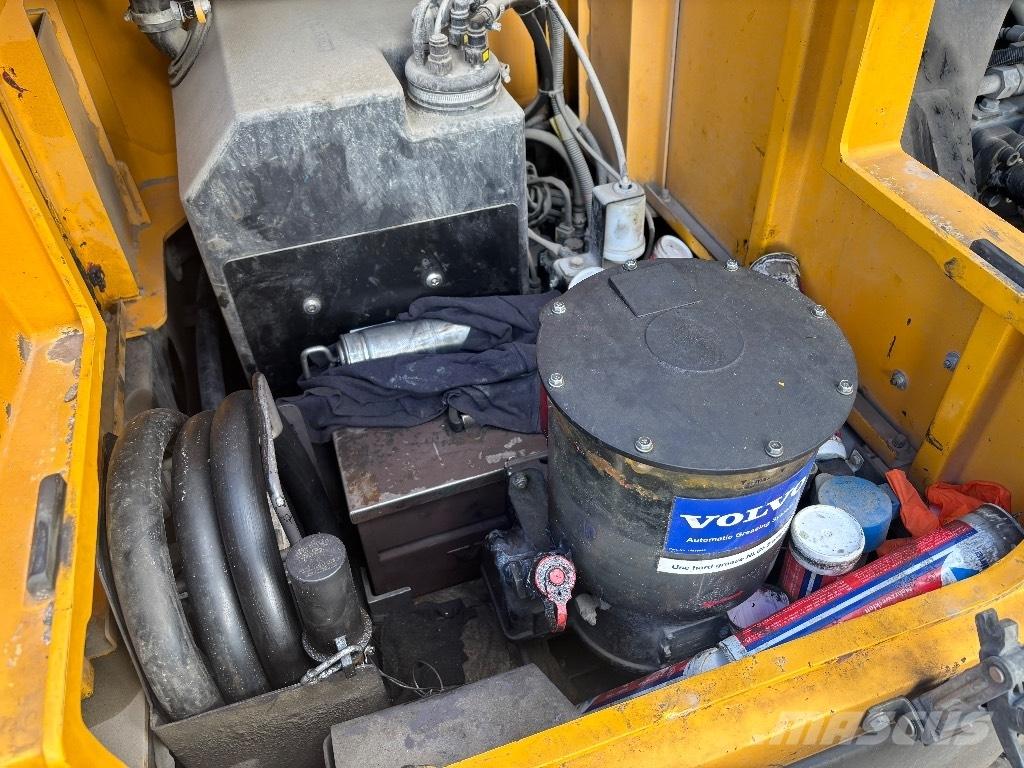 Volvo EC 380 EL Εκσκαφείς με ερπύστριες