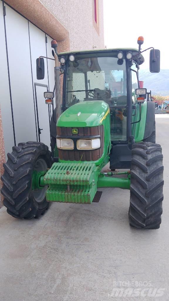 John Deere 5820 Τρακτέρ