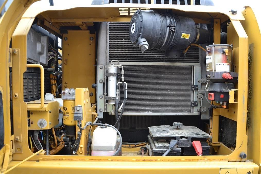 CAT 319 D L Εκσκαφείς με ερπύστριες