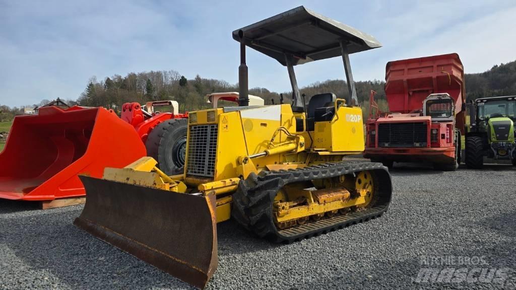 Komatsu D20P-7 Μπουλντόζες με ερπύστριες