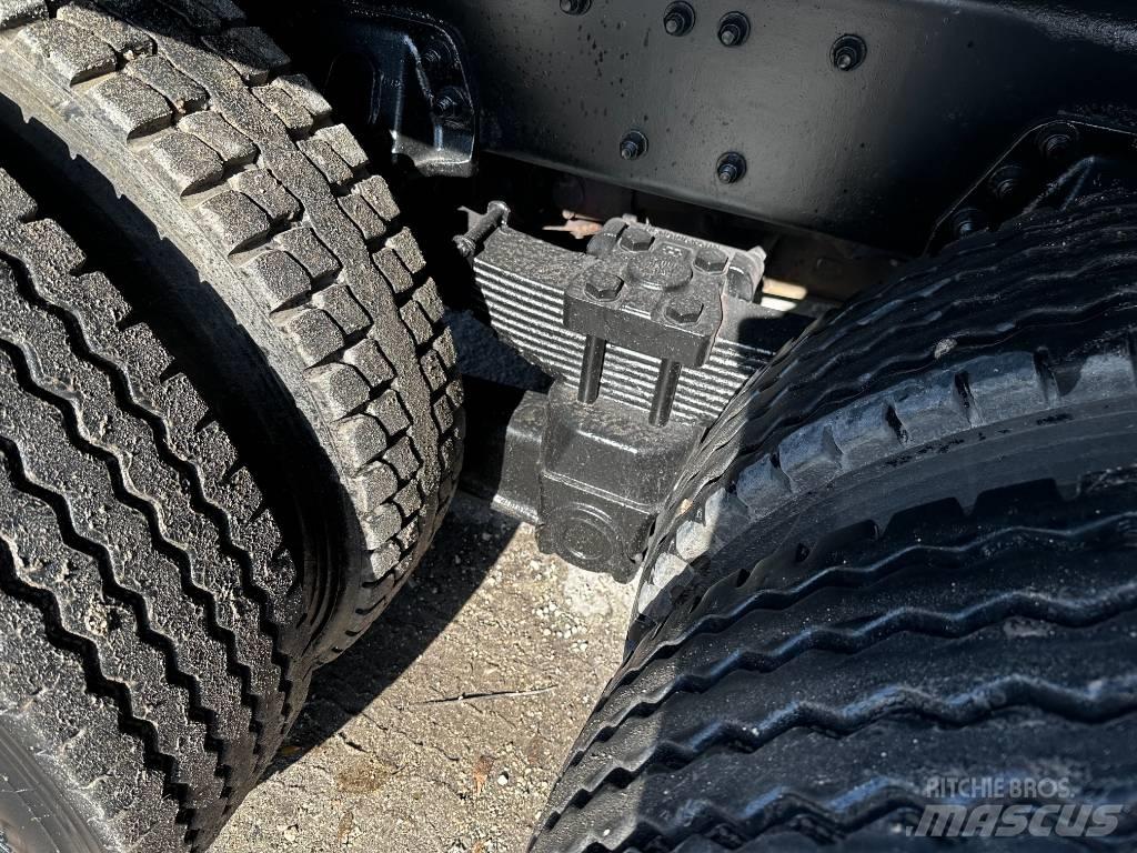 Sterling L 7500 Αποφρακτικά οχήματα