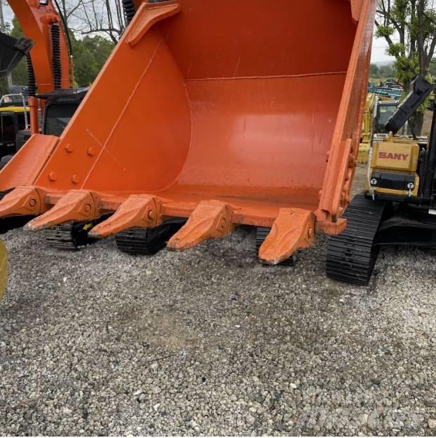 Hitachi ZX200 Εκσκαφείς με ερπύστριες