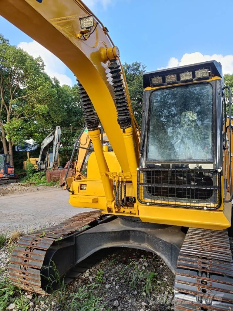 Komatsu PC 130-7 Εκσκαφείς με ερπύστριες