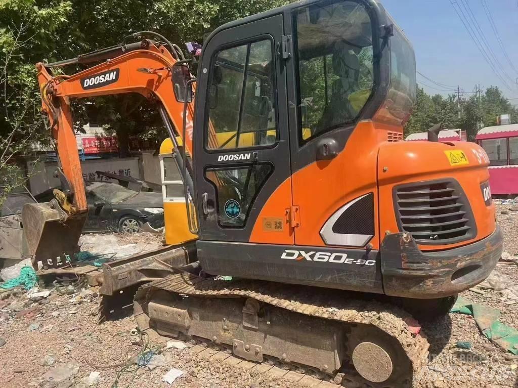 Doosan DX 60 Εκσκαφάκι (διαβολάκι) < 7t