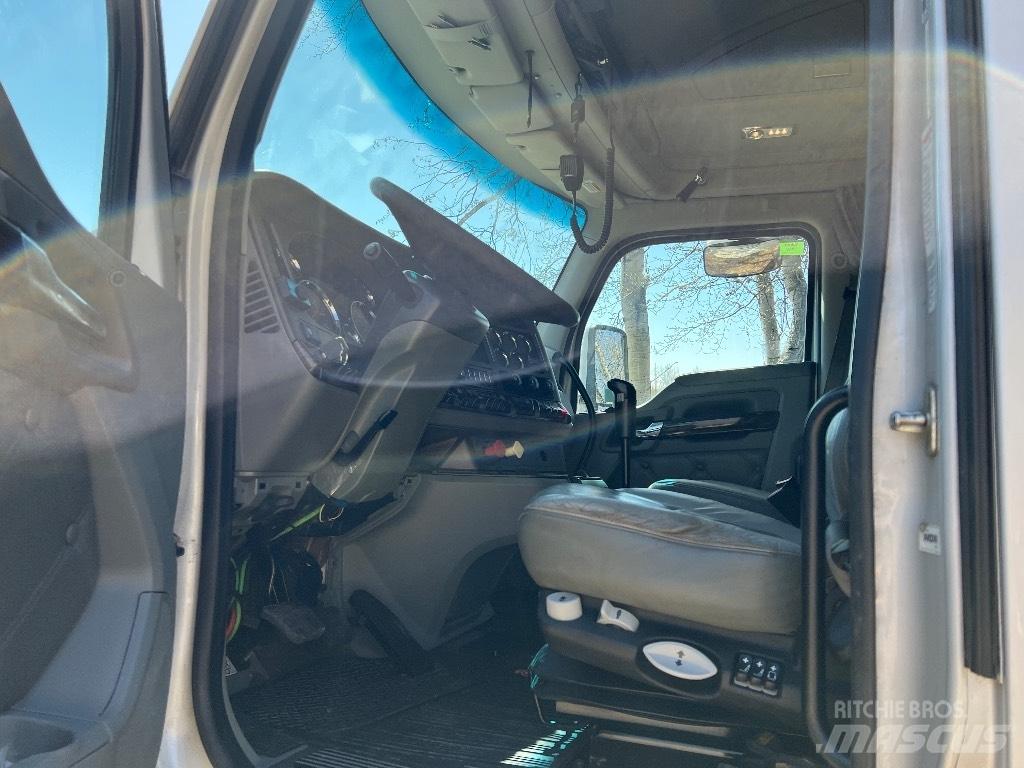 Kenworth T680 Τράκτορες