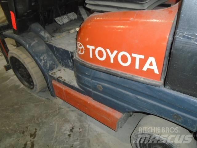 Toyota 52-6 FG U 30 Φορτηγά ανώμαλου εδάφους