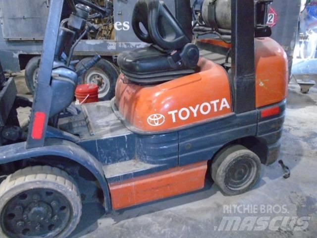 Toyota 52-6 FG U 30 Φορτηγά ανώμαλου εδάφους