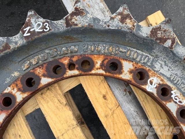 Doosan KOŁO NAPĘDOWE Σύστημα κύλισης undercarriage