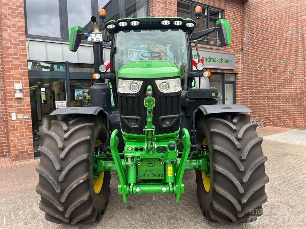John Deere 6R215 Τρακτέρ