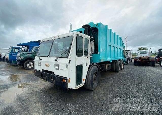 CCC LE8500 Απορριμματοφόρα
