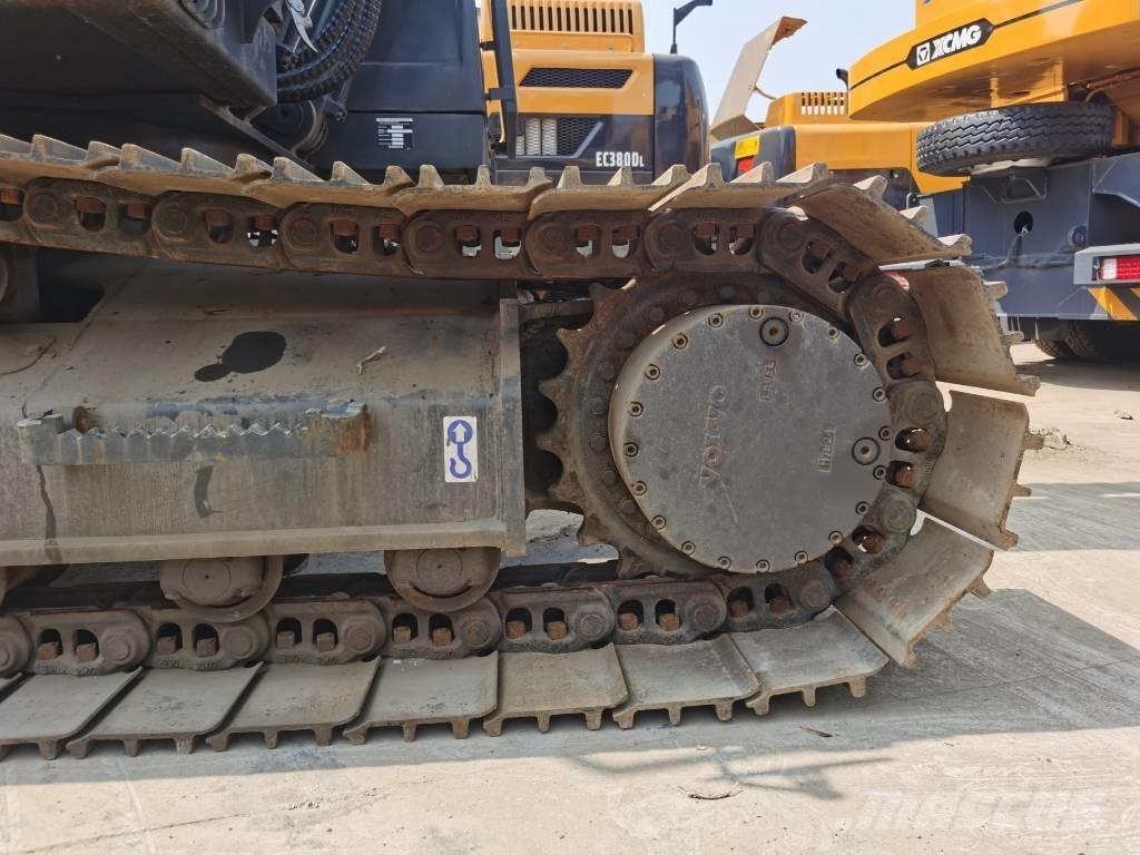Volvo EC 220 Εκσκαφείς με ερπύστριες