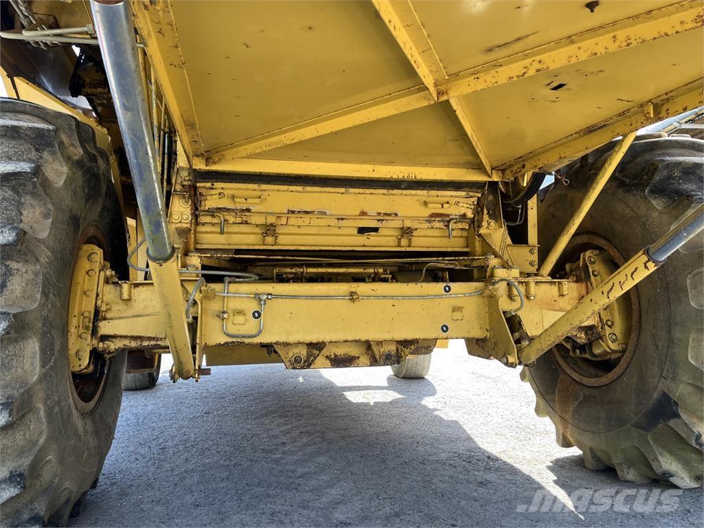 New Holland TX 32 Θεριζοαλωνιστικές μηχανές