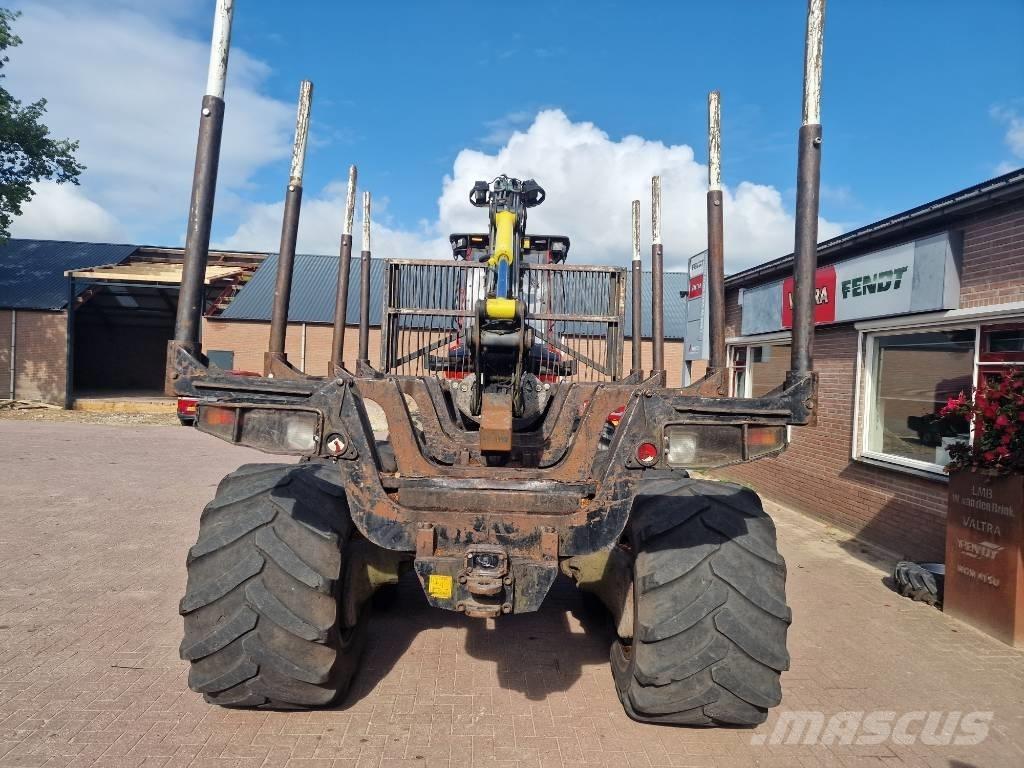 Komatsu 855 Μεταφορείς ξυλείας