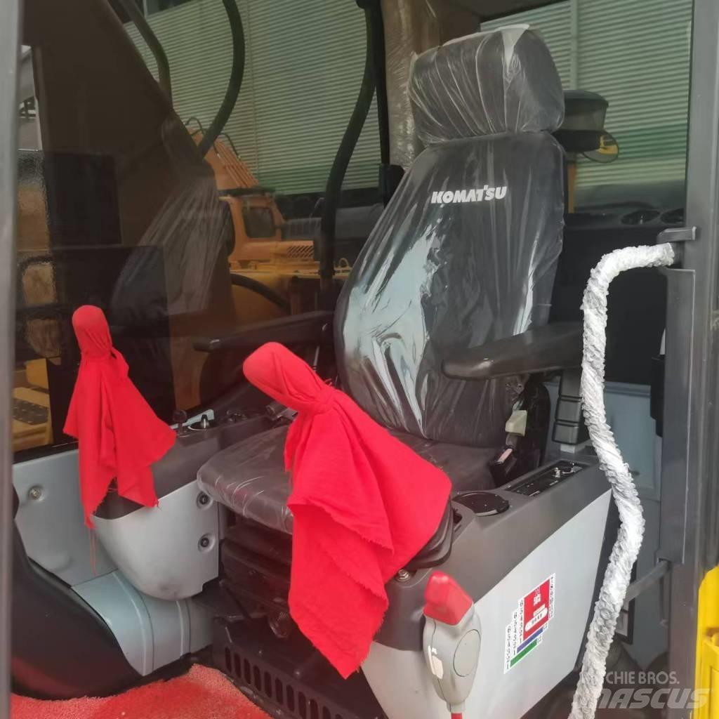 Komatsu 220-8 Εκσκαφάκι (διαβολάκι) < 7t