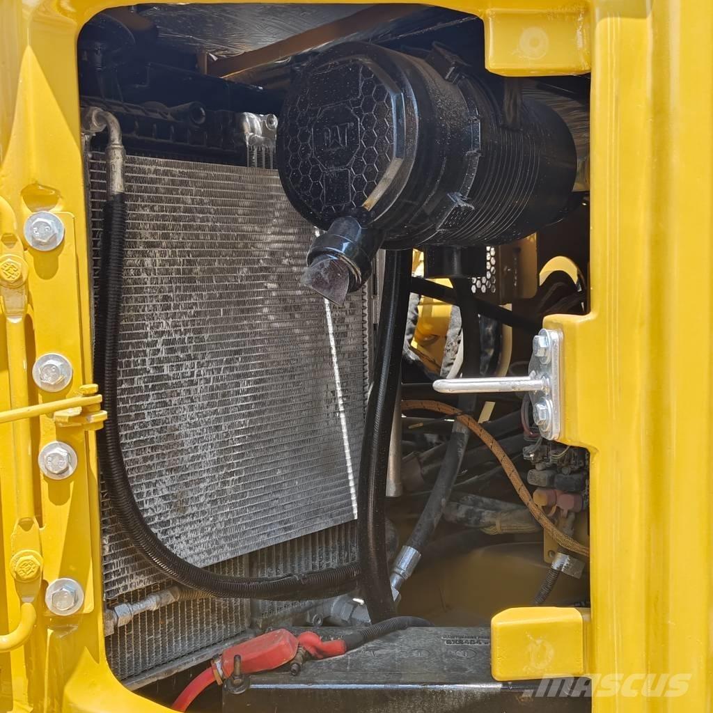 CAT 310 Εκσκαφείς με ερπύστριες