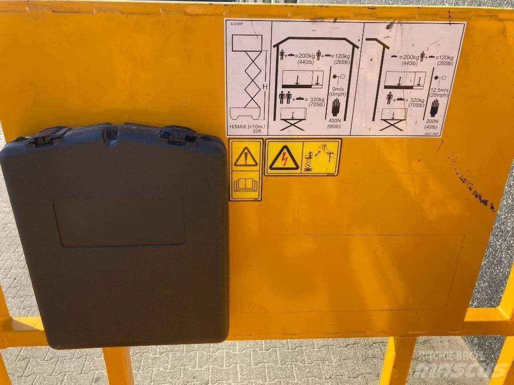 JCB S 3246 E Ανυψωτήρες ψαλιδωτής άρθρωσης