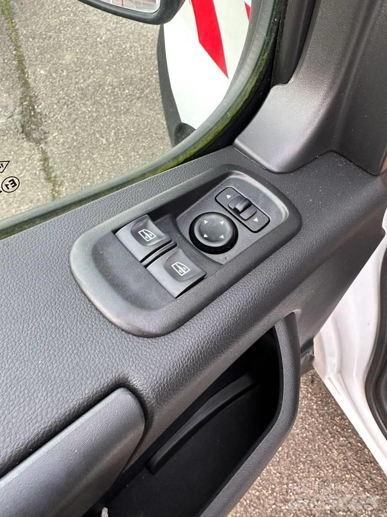 Renault Master Εναέριες πλατφόρμες τοποθετημένες σε ρυμούλκα