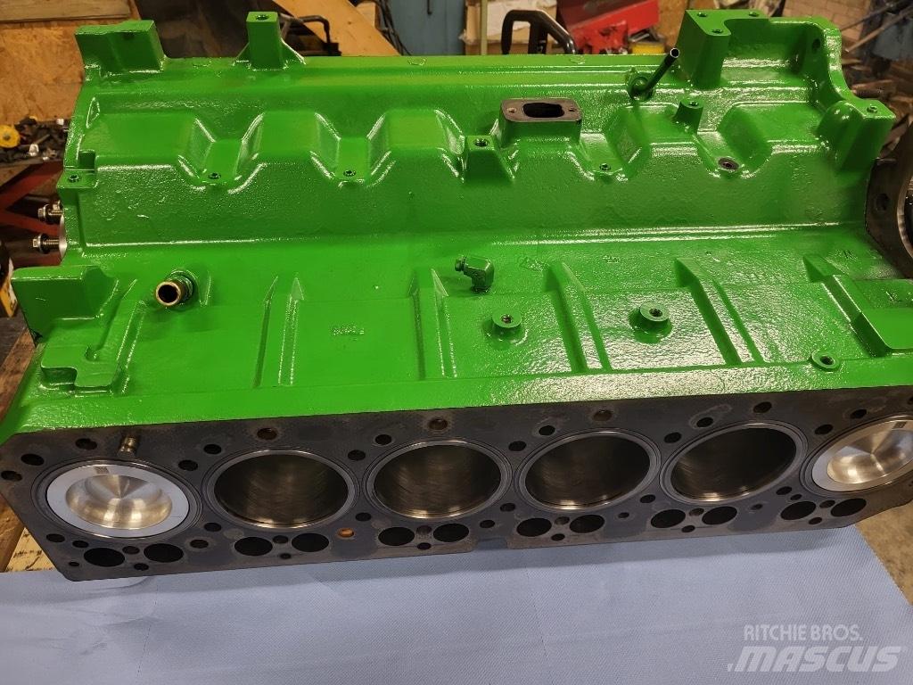 John Deere 6068 Τρακτέρ