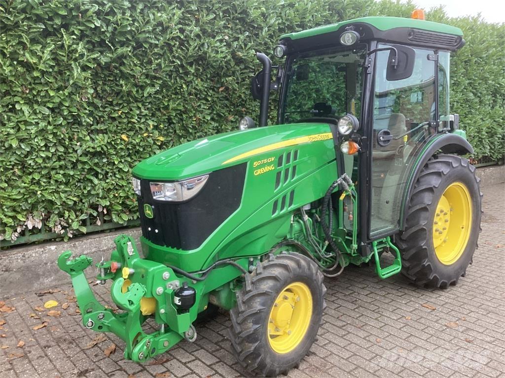 John Deere 5075GV Τρακτέρ