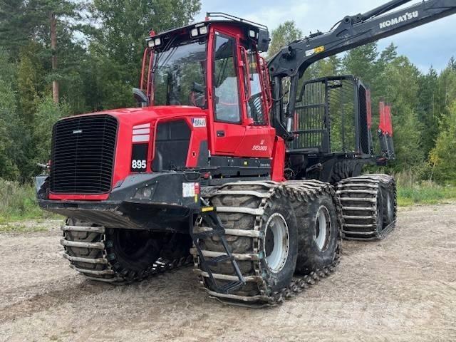 Komatsu 895 Μεταφορείς ξυλείας
