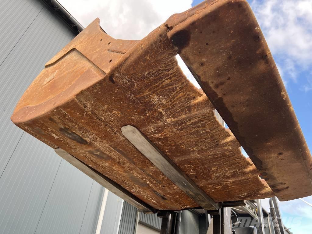 OilQuick OQ80 Κουβάδες