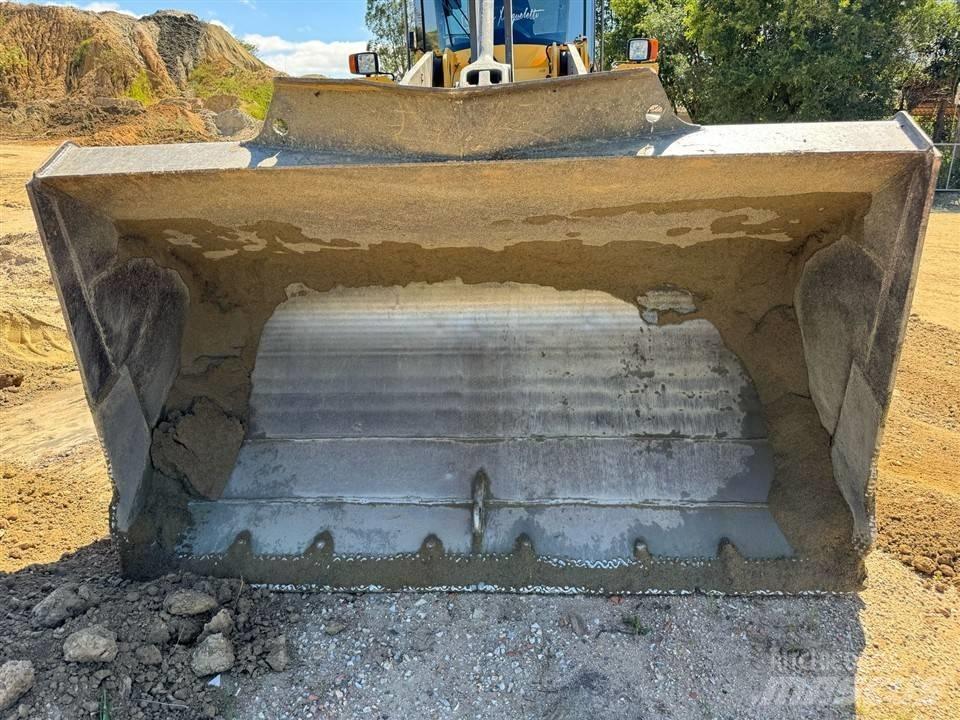 Volvo L 90 F Φορτωτές με λάστιχα (Τροχοφόροι)