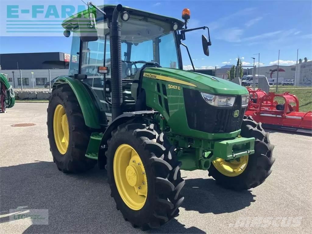 John Deere 5067e Τρακτέρ