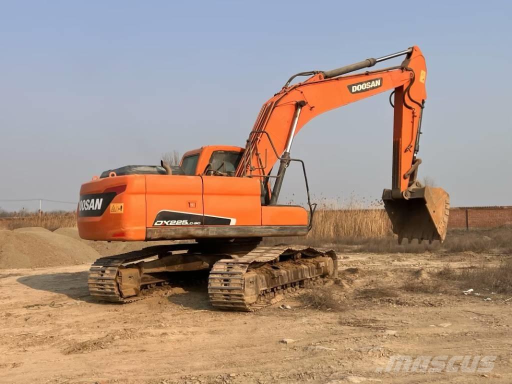 Doosan DX225LC-9C Εκσκαφείς με ερπύστριες