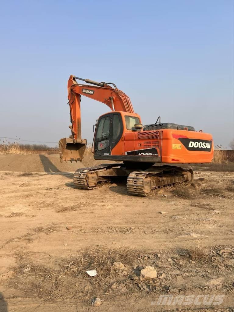 Doosan DX225LC-9C Εκσκαφείς με ερπύστριες