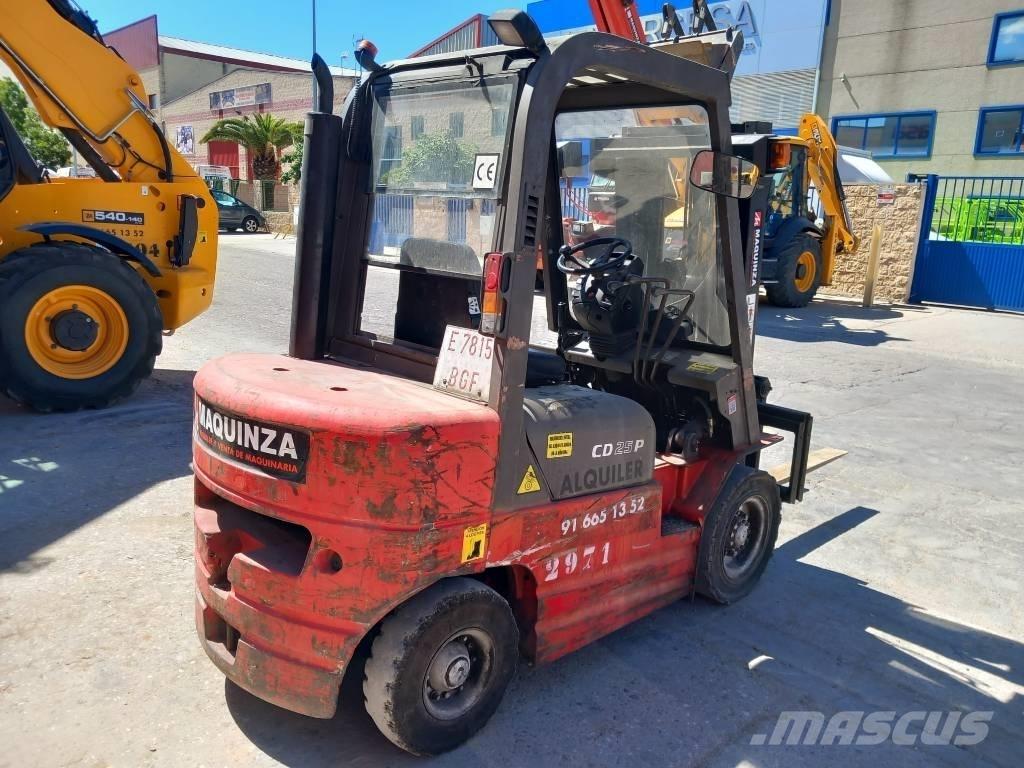 Manitou CD 25 P Πετρελαιοκίνητα Κλαρκ
