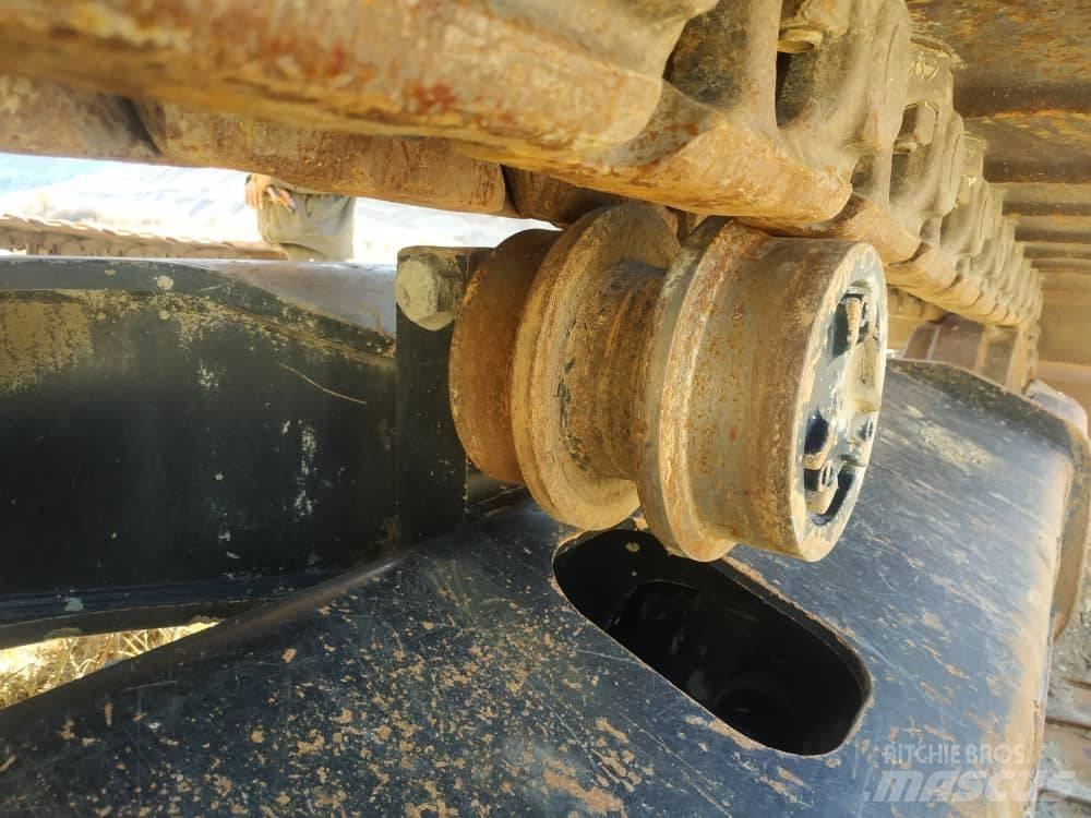 CAT 330D2 L Εκσκαφείς με ερπύστριες