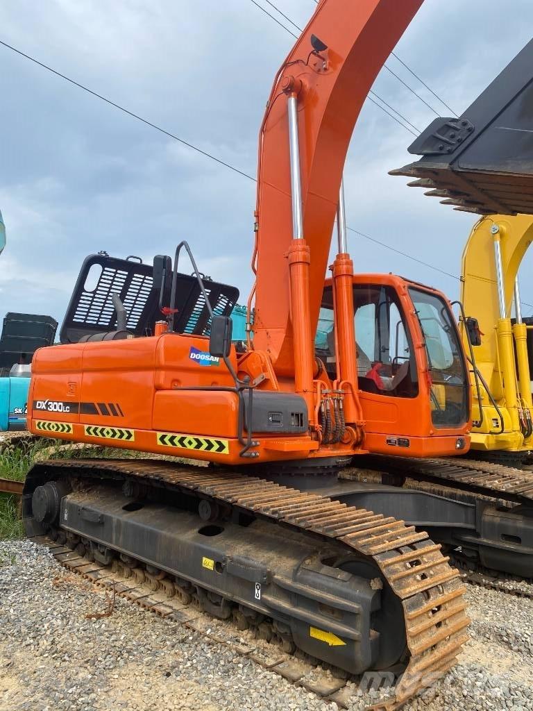 Doosan DX 300 LC Εκσκαφείς με ερπύστριες