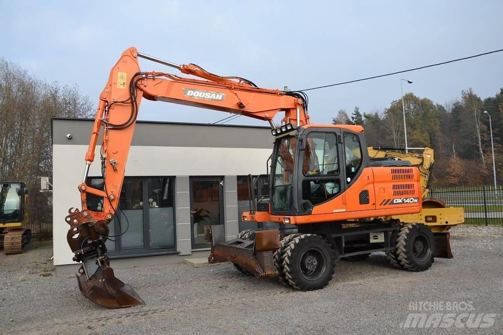 Doosan DX 140 W Εκσκαφείς με τροχούς - λάστιχα