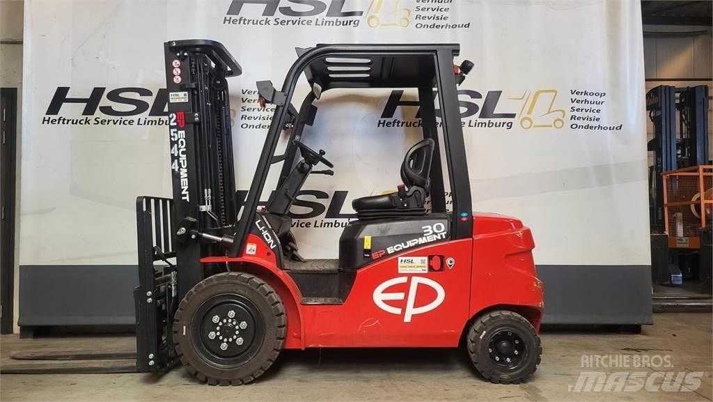  EFL303-S 2023 (demo) Ηλεκτρικά περονοφόρα ανυψωτικά κλαρκ