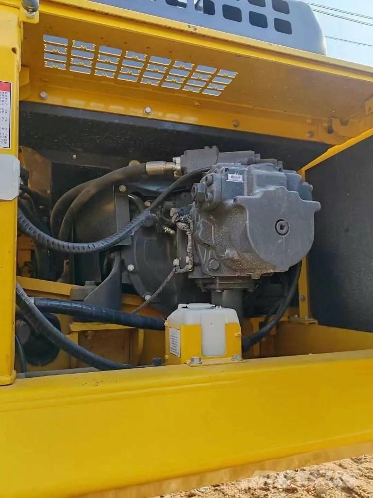 Komatsu 450-8 Εκσκαφείς με ερπύστριες