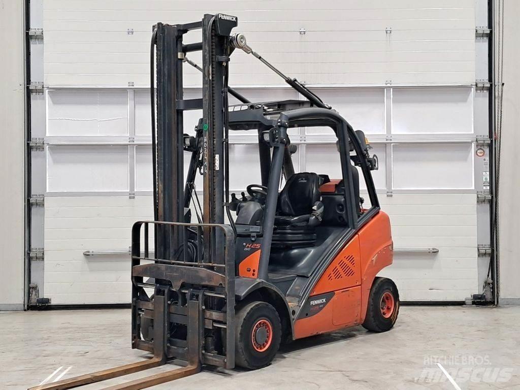 Linde H25T-02 Περονοφόρα ανυψωτικά κλαρκ με φυσικό αέριο LPG