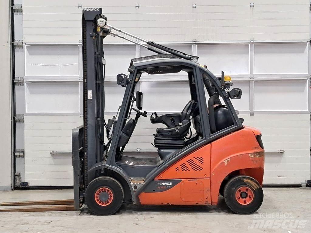Linde H25T-02 Περονοφόρα ανυψωτικά κλαρκ με φυσικό αέριο LPG