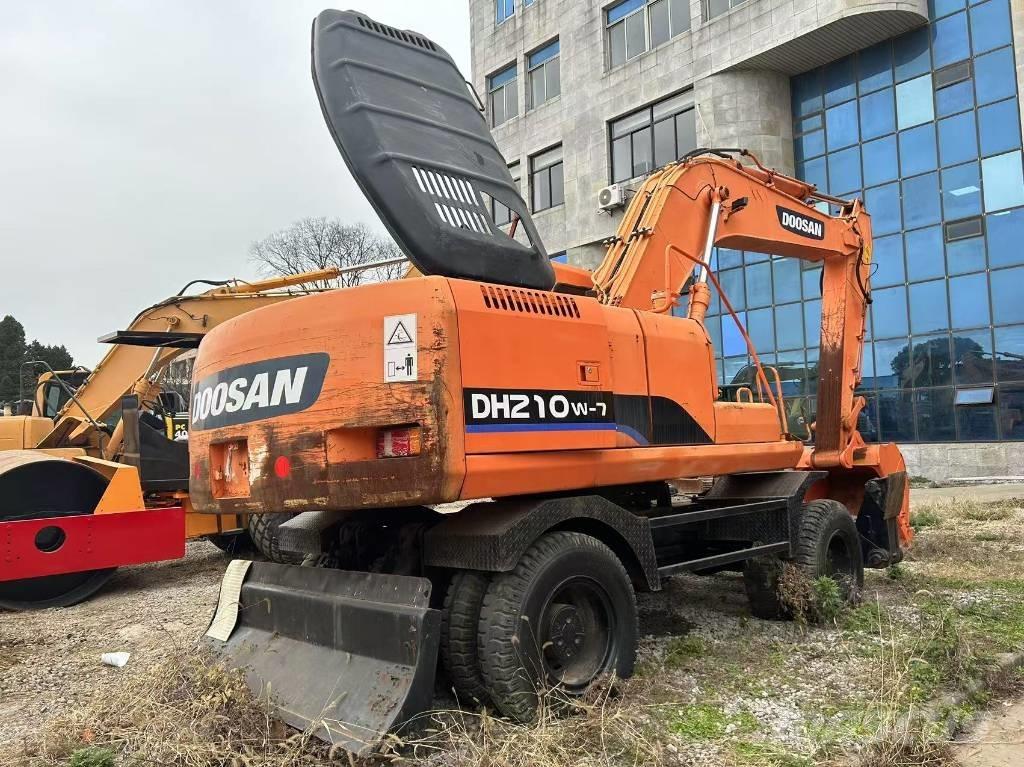 Doosan DH 210 W-7 Εκσκαφείς με τροχούς - λάστιχα