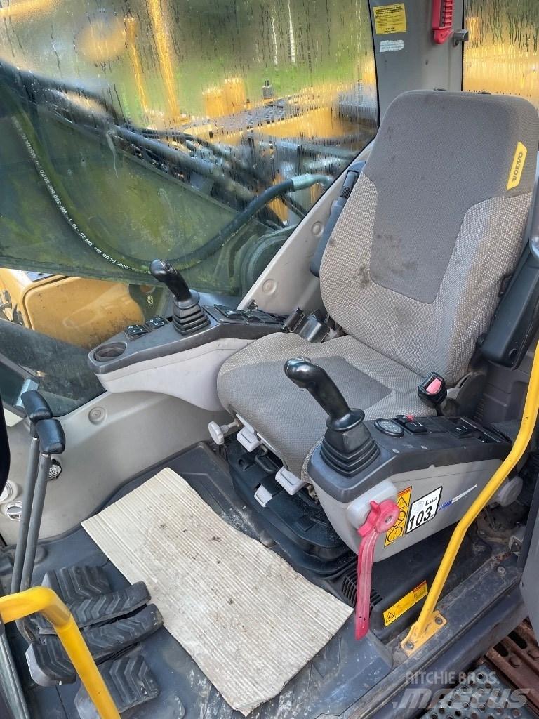 Volvo EC210C Εκσκαφείς με ερπύστριες