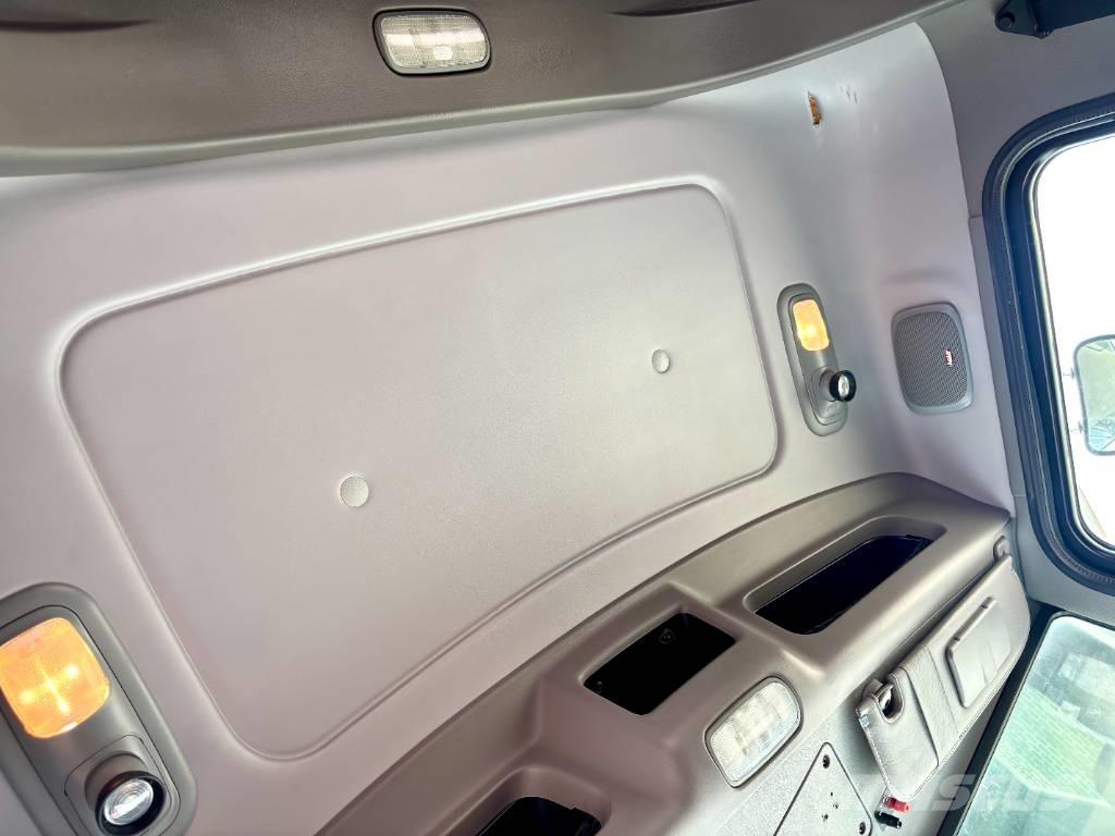 Peterbilt 389 Τράκτορες