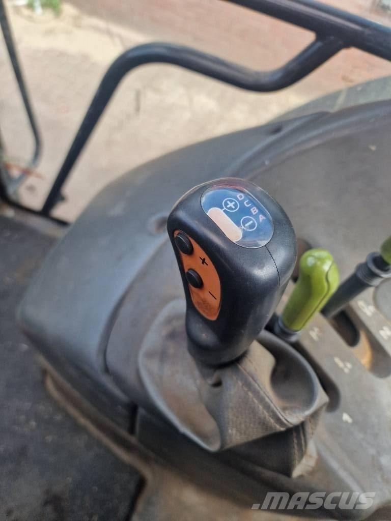 CLAAS Arion 430 Τρακτέρ