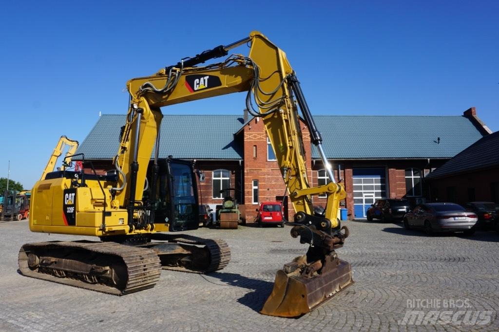 CAT 320 FL Εκσκαφείς με ερπύστριες