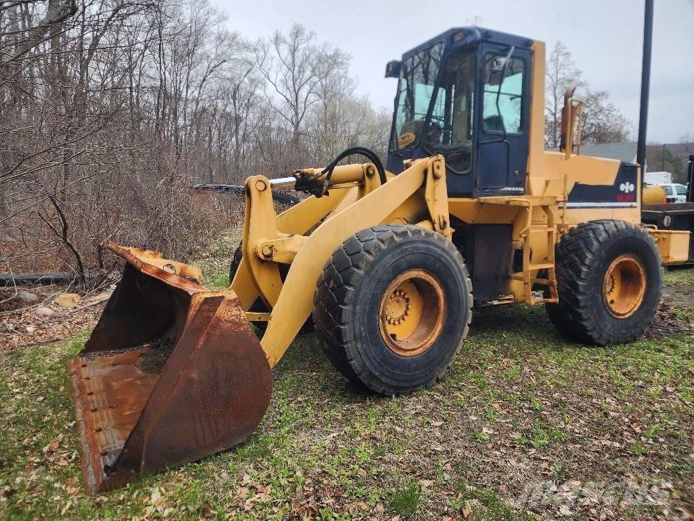 Komatsu WA 300-1 Φορτωτές με λάστιχα (Τροχοφόροι)