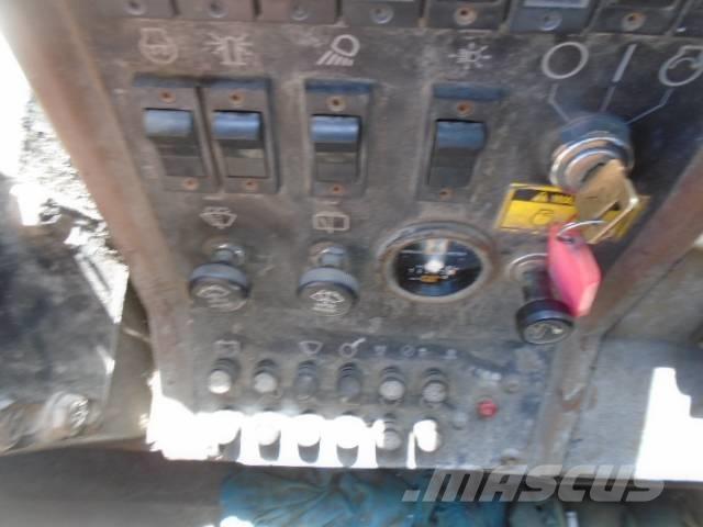 CAT IT 28 F Φορτωτές με λάστιχα (Τροχοφόροι)