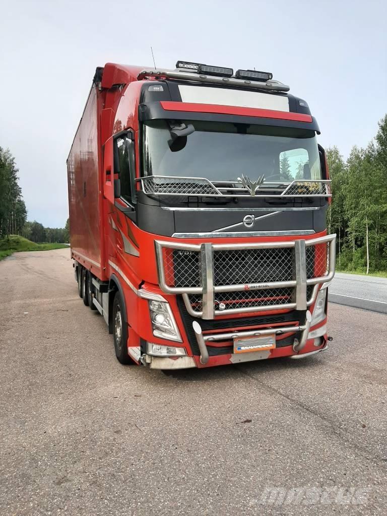Volvo FH 13 Φορτηγά θρυμματισένου ξύλου