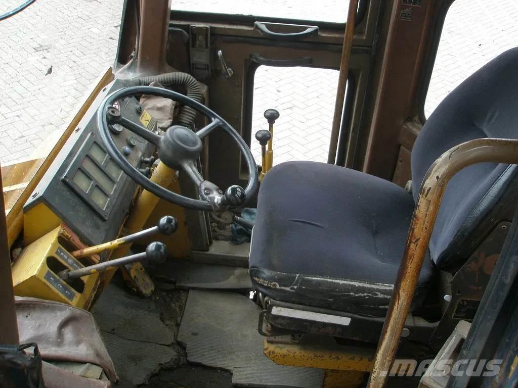 Komatsu W40-2 Φορτωτές με λάστιχα (Τροχοφόροι)